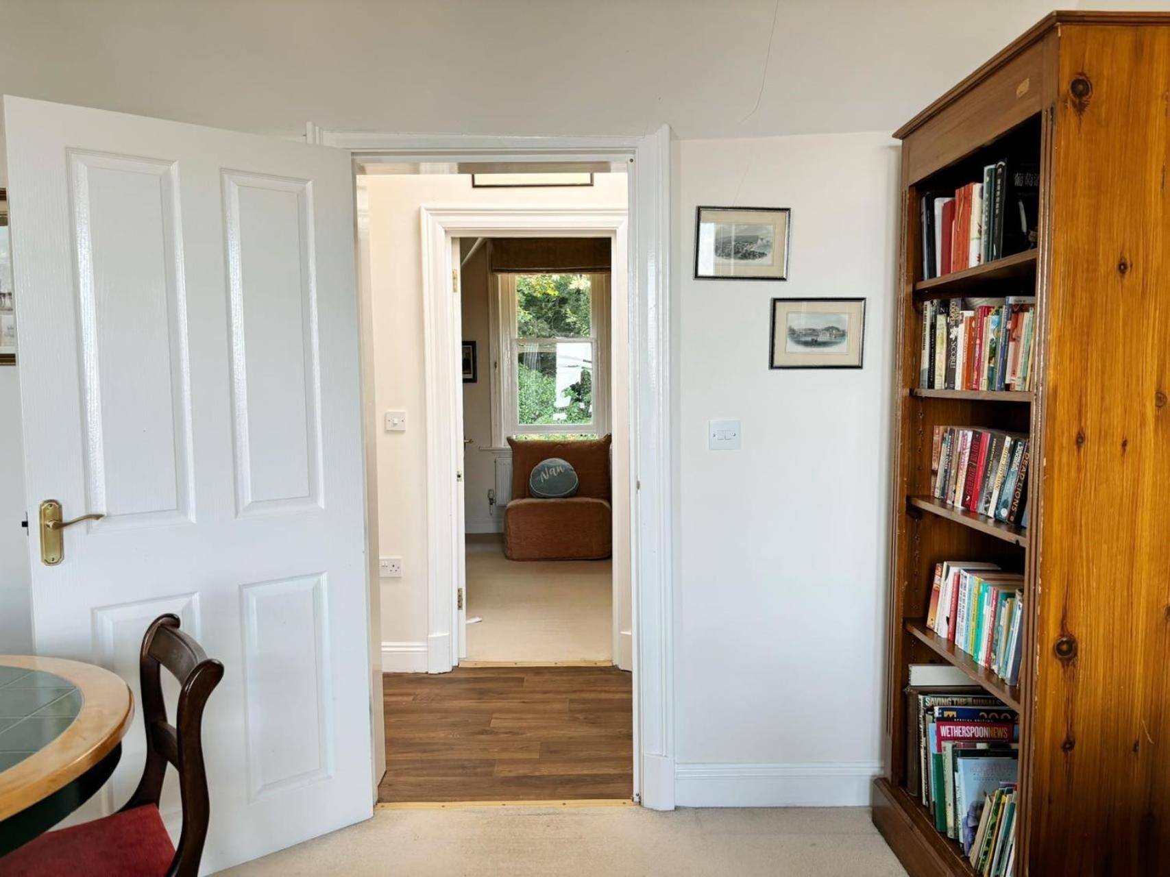 Spacious Town-Centre Apartment With Stunning Views Great Malvern Exterior photo