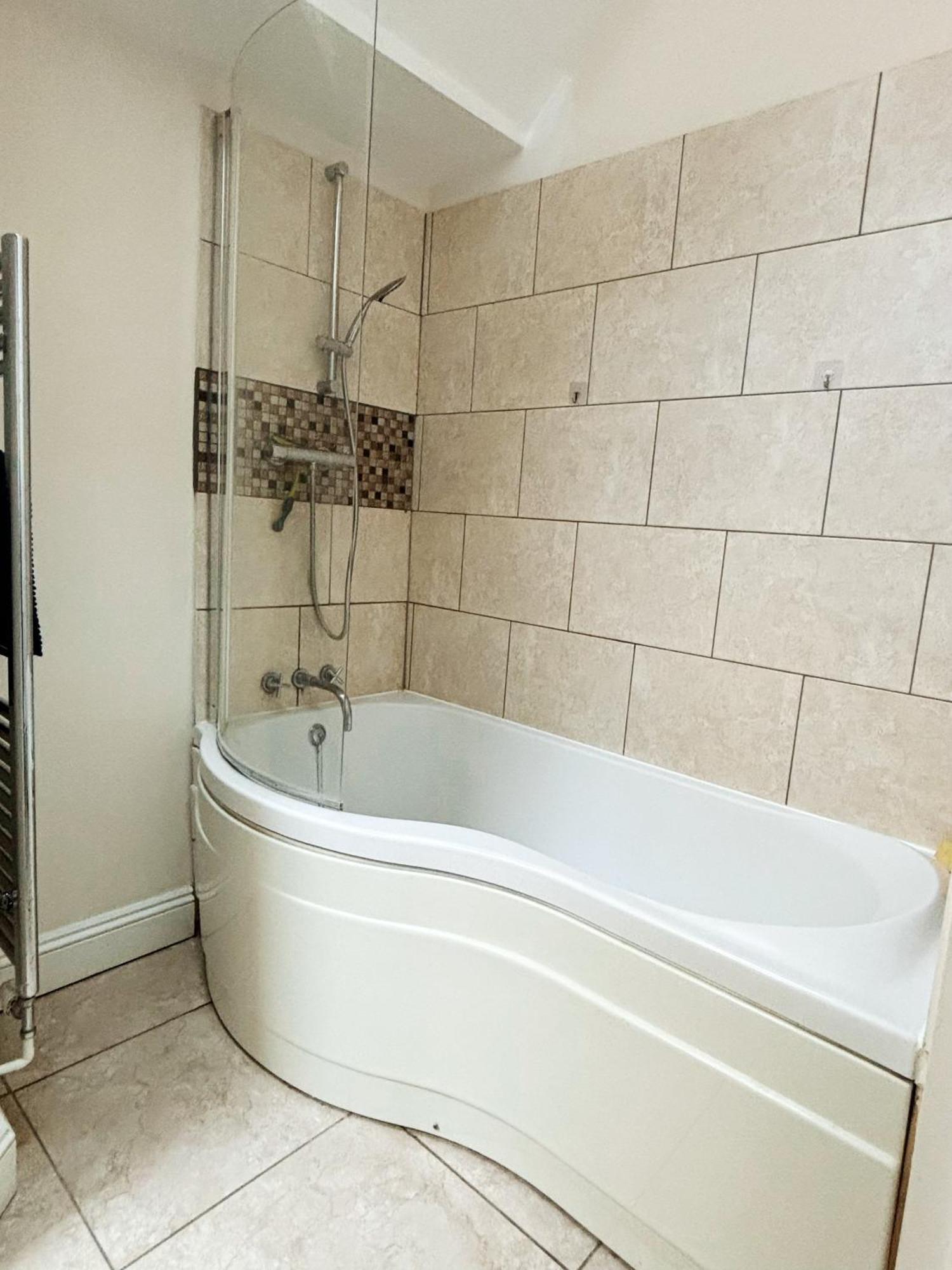 Spacious Town-Centre Apartment With Stunning Views Great Malvern Exterior photo